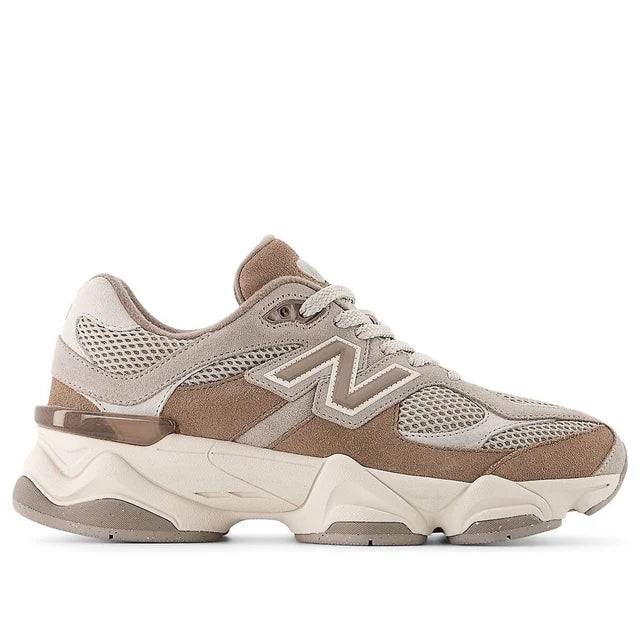 New Balance 9060 GS Beige
