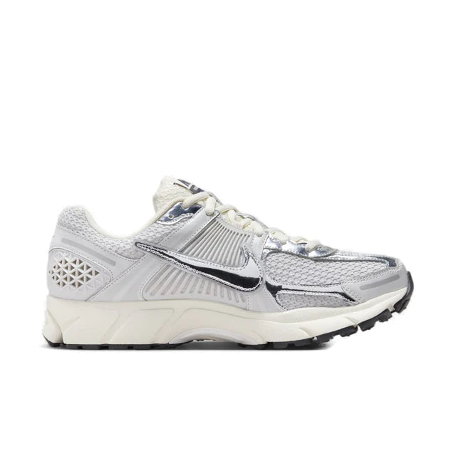 Nike Air Zoom Vomero 5 'Chrome'