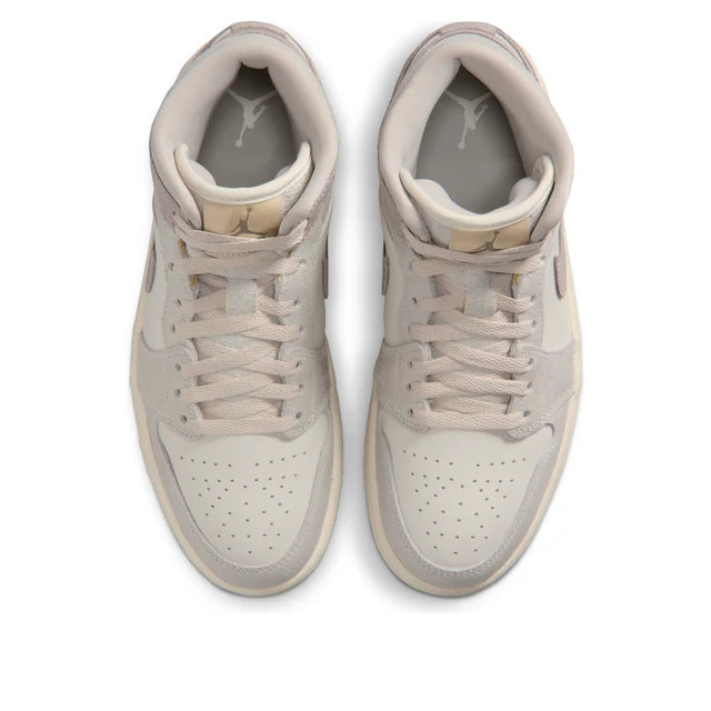 Air Jordan 1 Mid SE Grey