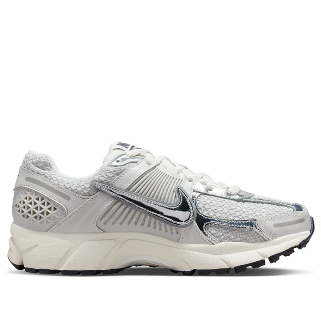 Nike Zoom Vomero 5 Photon Dust Metallic Silver