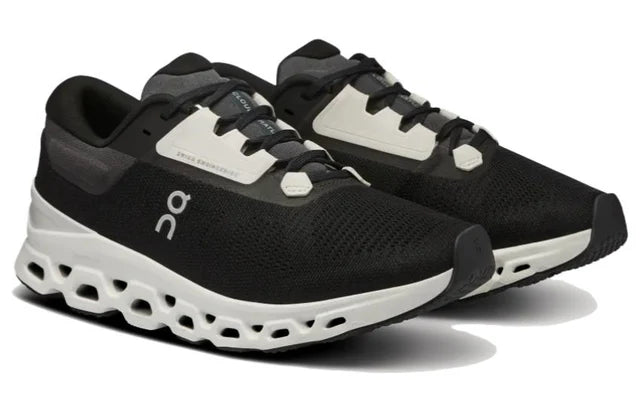 On Running Cloudstratus 3 'Black White' (WMNS)