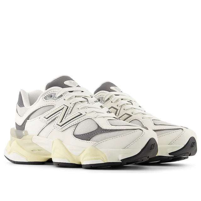 New Balance 9060 GS Sea Salt Castlerock