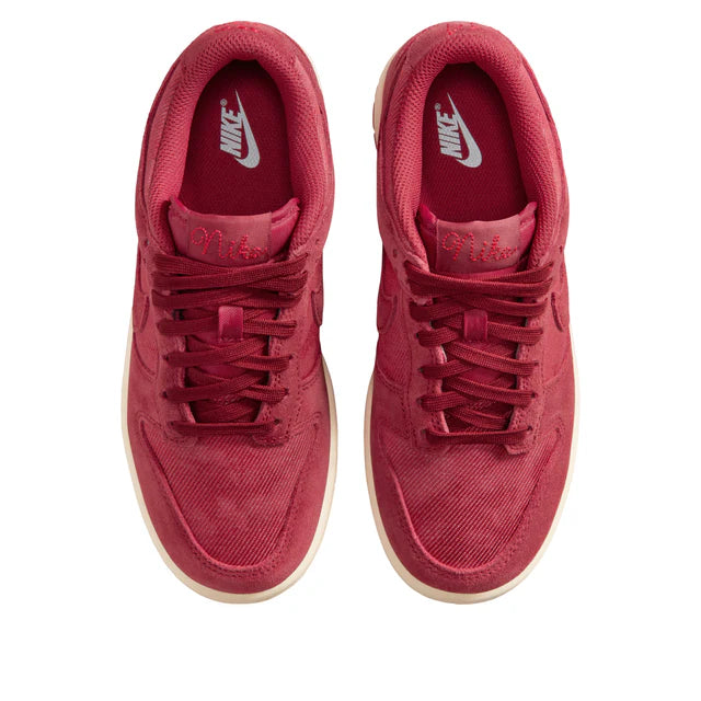 Nike Dunk Low SE 'Team Crimson'
