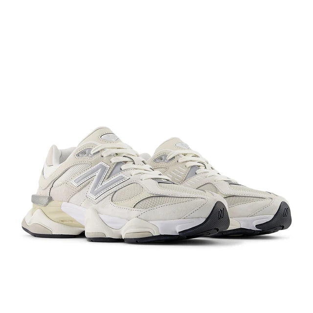 New Balance 9060 Moonbeam Sea Salt