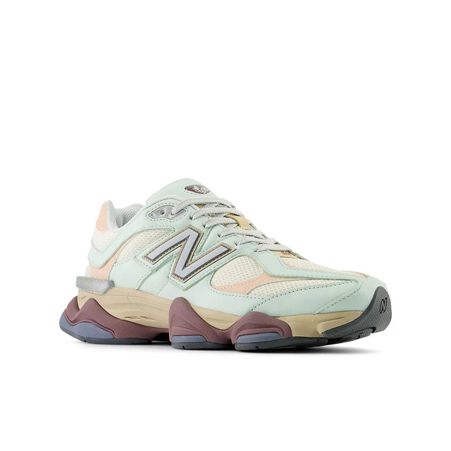 New Balance 9060 Clay Ash