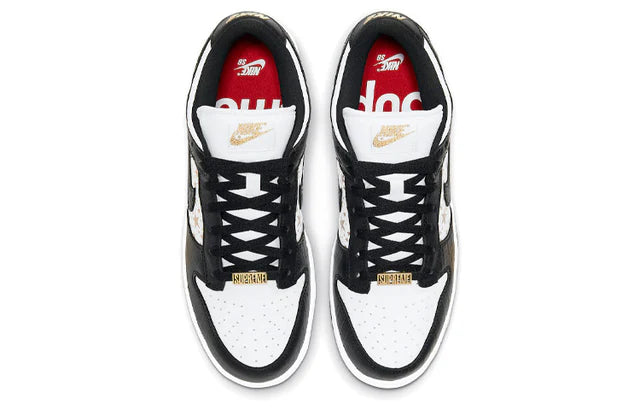 Supreme x Nike SB Dunk Low Stars Black