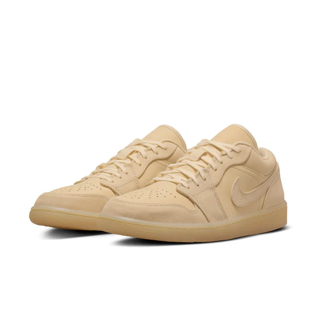 Air Jordan 1 Low SE 'Sand'