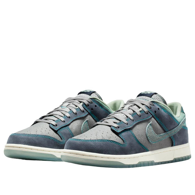 Nike Dunk Low Retro SE Point
