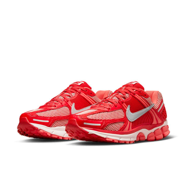 Nike Air Zoom Vomero 5 'University Red'