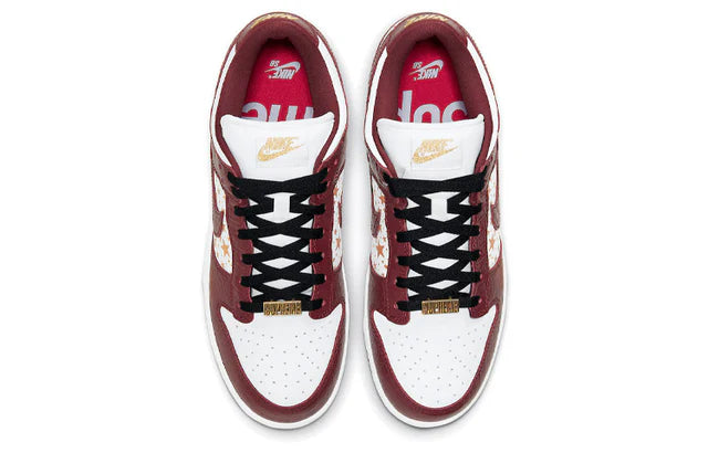 Supreme x Nike SB Dunk Low Stars Barkroot Brown (2021)