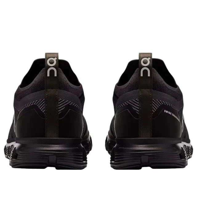 On Running-Cloud 6 Versa 'Black Eclipse'