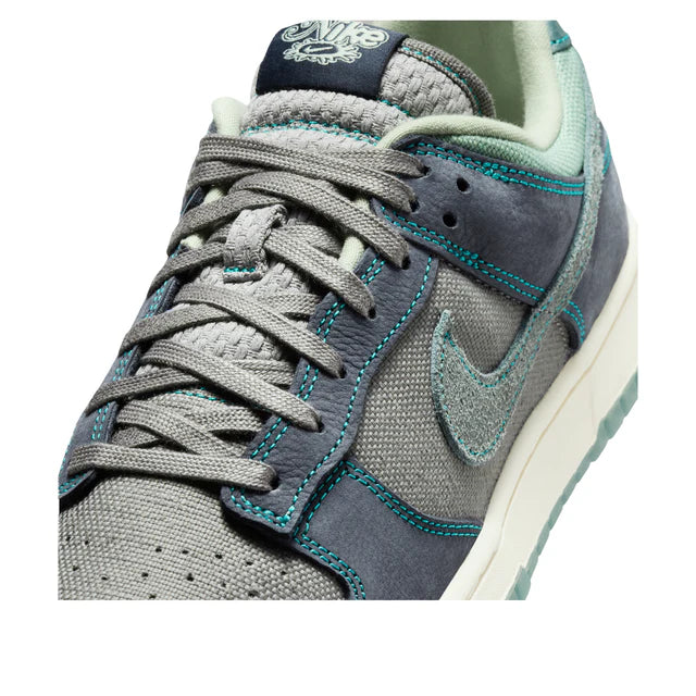Nike Dunk Low Retro SE Point