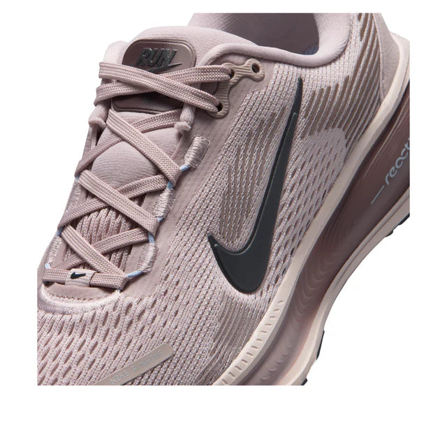 Nike Air Zoom Vomero 18 'Particle Rose Silt Red'