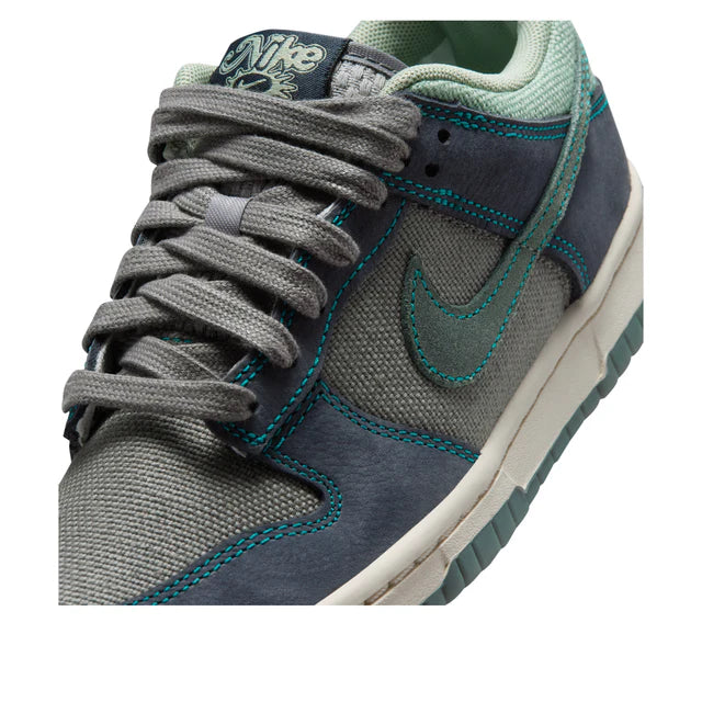 Nike Dunk Low LV8 'Pencil Point Dark Obsidian'