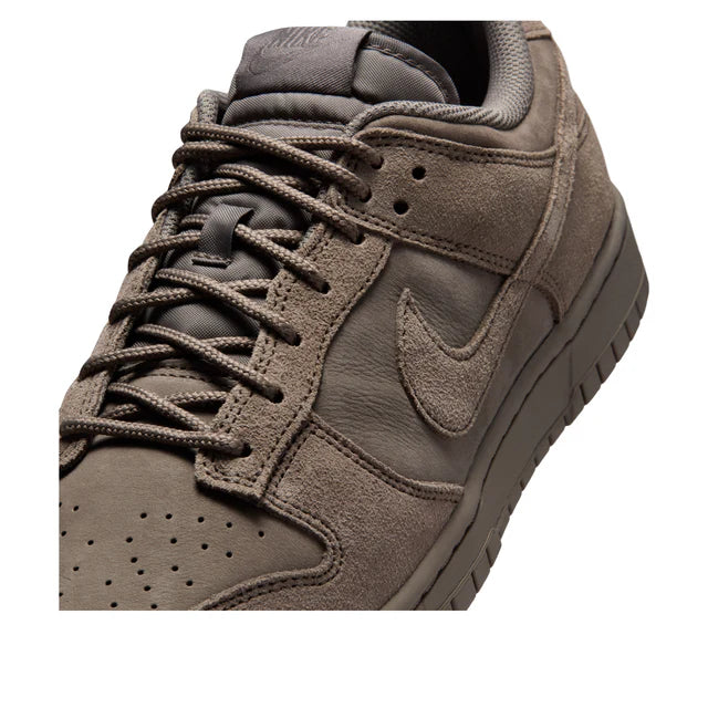 Nike Dunk Low SE Suede 'Cave Stone'