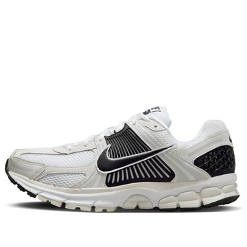 Nike Zoom Vomero 5 Panda