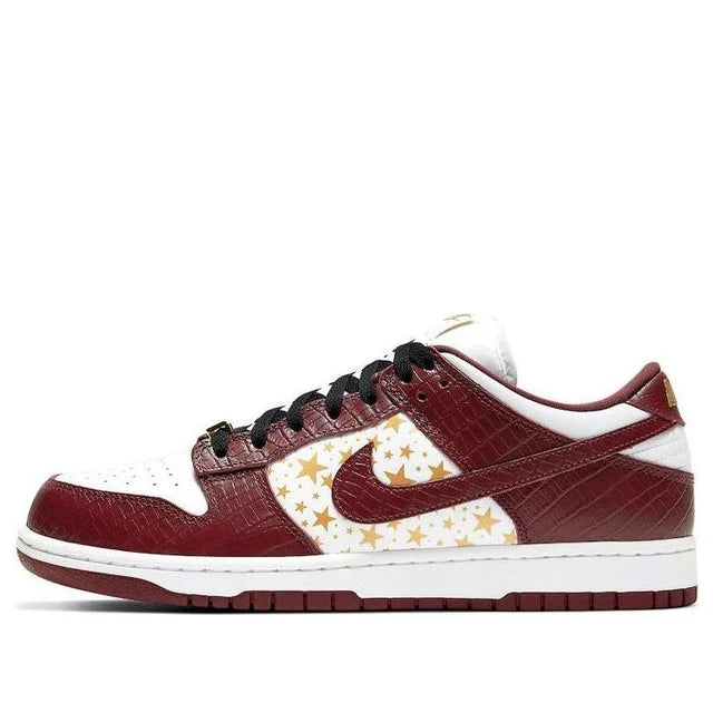 Supreme x Nike SB Dunk Low Stars Barkroot Brown (2021)